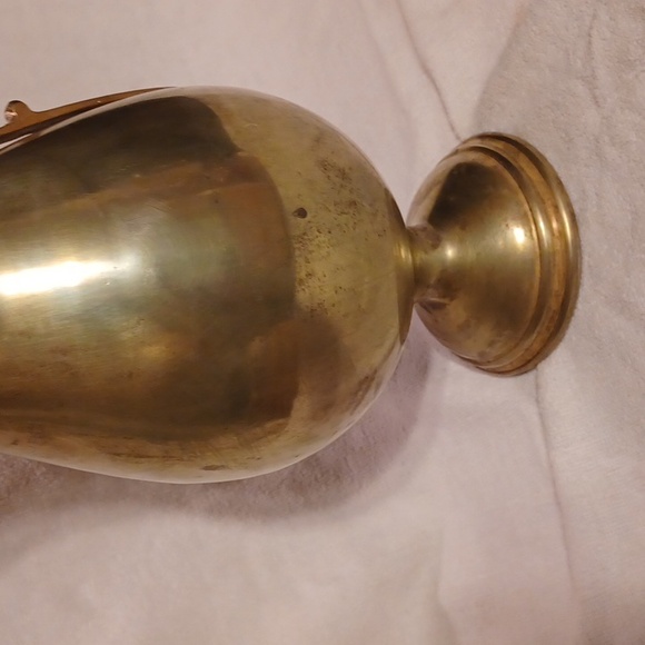 Vintage Large Brass Pitcher Carafe Home Decor Vase - Picture 5 of 5